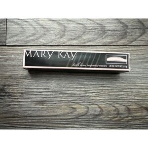 Mary Kay Lash Love Lengthening Mascara Black New